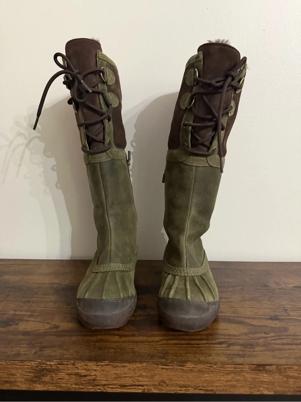 UGG Belcloud Tall Duck Boots Olive Green size 5